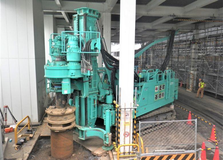 低空頭・狭隘地での施工